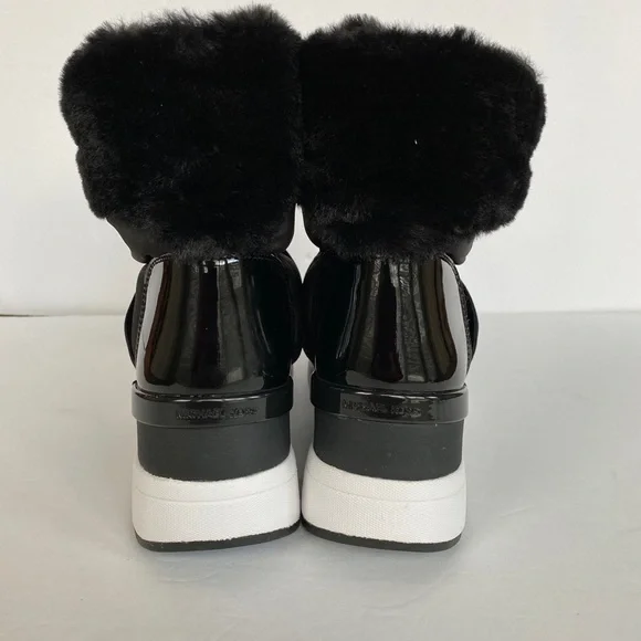 MICHAEL KORS SHAY NYLON WARMTH BLACK BOOT SIZE: 7.5 - Picture 8 of 8